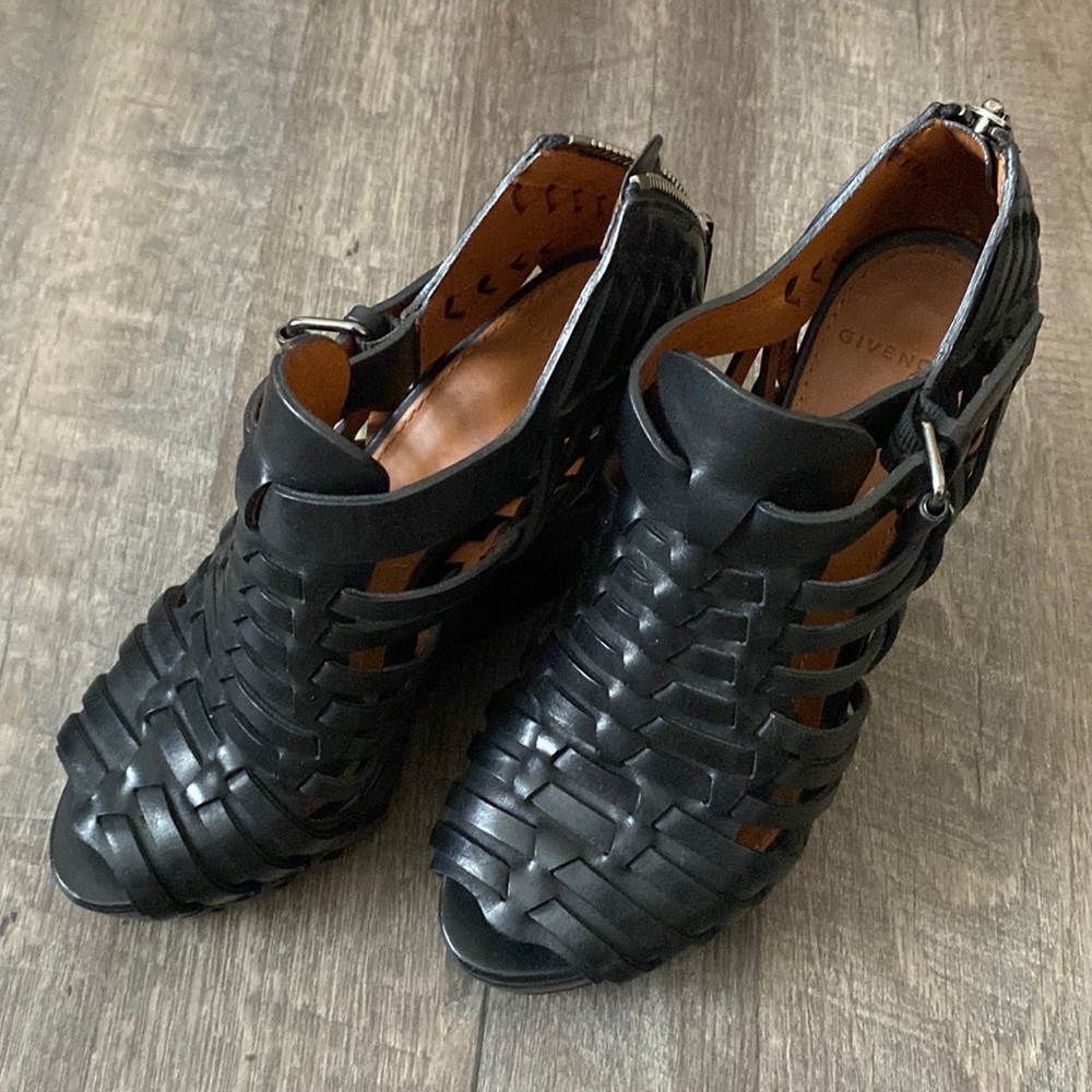 Givenchy Wedge Heels Size 37 Black Leather Gladiator